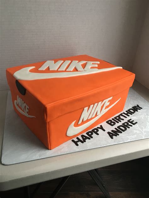 Nike Shoebox CAKE 